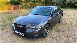 کرایسلەر 300